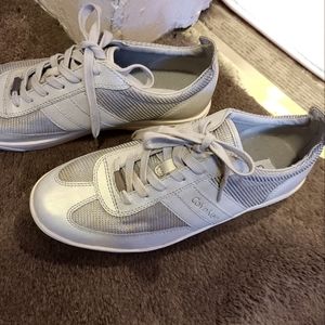 CALVIN KLEIN MEN SIZE 8M